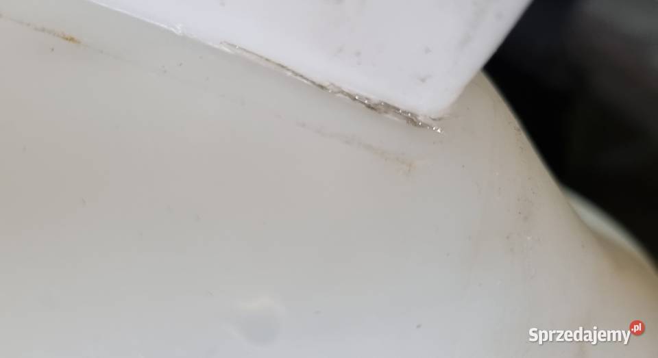 Zbiorniczek spryskiwaczy BMW E30 z czujnikiem Bolesławice