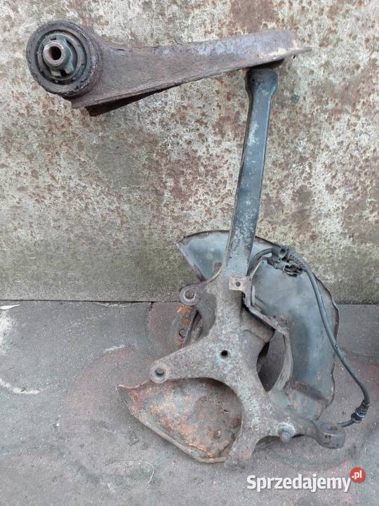 Mercedes W202 Cklasa zwrotnica przód lewa prawa osobowe Zawieszenie i układ kierowniczy Skarżysko-Kamienna