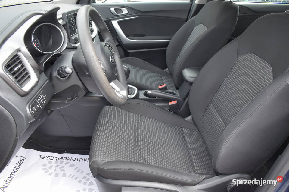 Kia Ceed 10 TGDI L Business Line 4/5