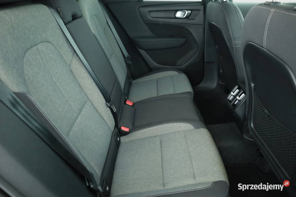 Volvo XC40 B3 elektryczne szyby mazowieckie sprzedam