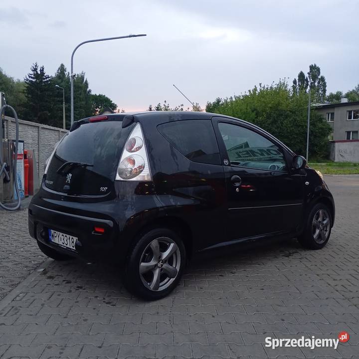 Peugeot 107 benzyna zarejestrowany niski pierwszy właściciel 107 Radom