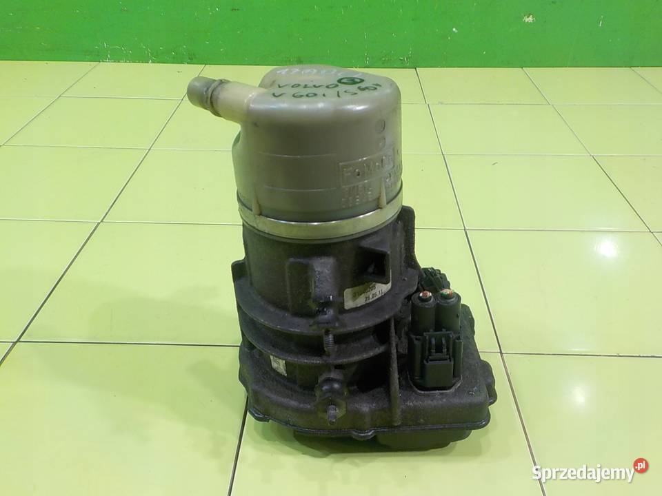 VOLVO V60 I S60 II RDESIGN 20 D3 11r KOMBI pompa osobowe mazowieckie Suków sprzedam