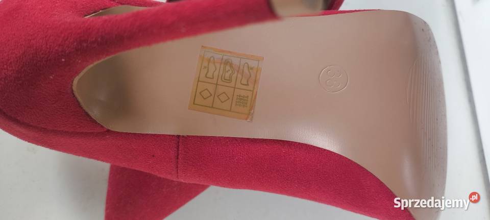 Czółenka DeeZee 38 czerwone zamszowe Pabianice