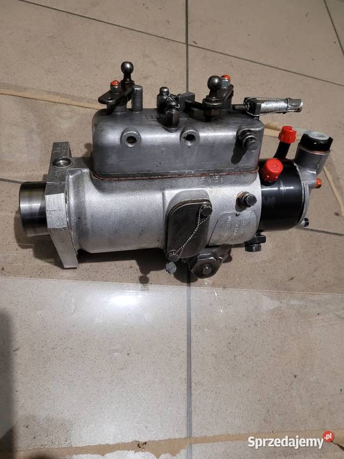 Pompa wtryskowa ursus c360 3p 2812 3512 MF 255