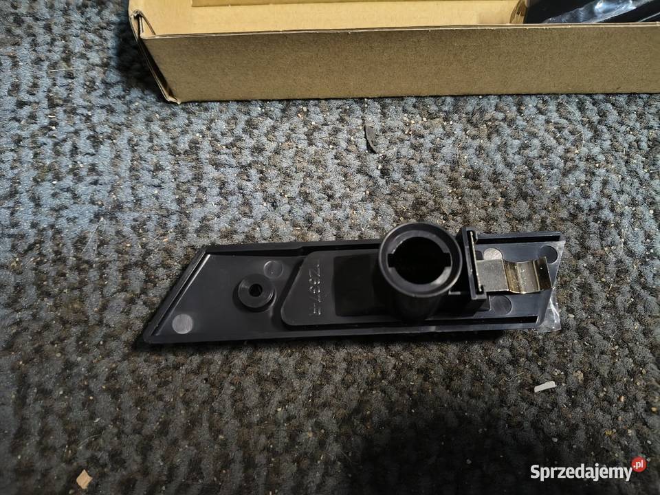 Kierunkowskazy BOCZNE do BMW osobowe Nowe Lipiny