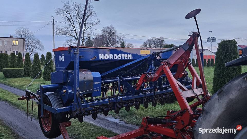 Zestaw agregat uprawowo siewny Kverneland nieuszkodzony Dzierzbin