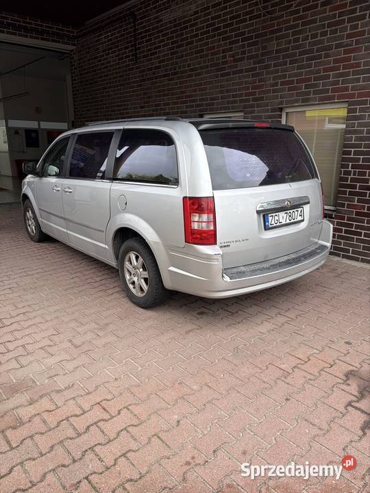 Chrysler grand Voyager 2010 28 crd 163 konie 227700km Wrocław sprzedam