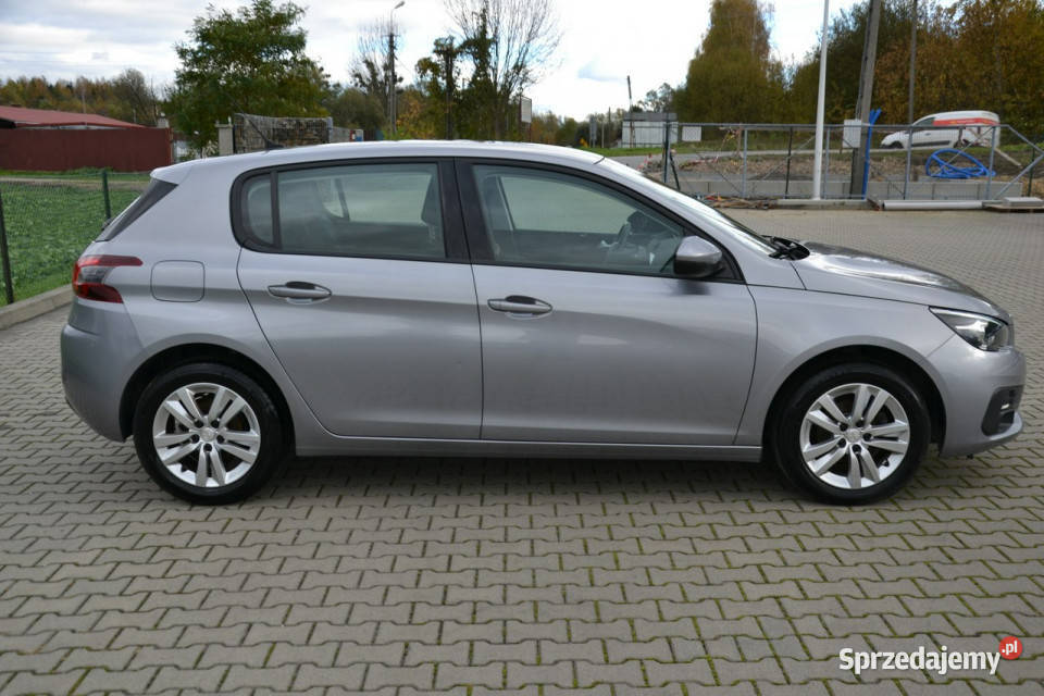 Peugeot 308 NISKI PRZEBIEG model na 2020r 110 uszkodzony 308 Kęty