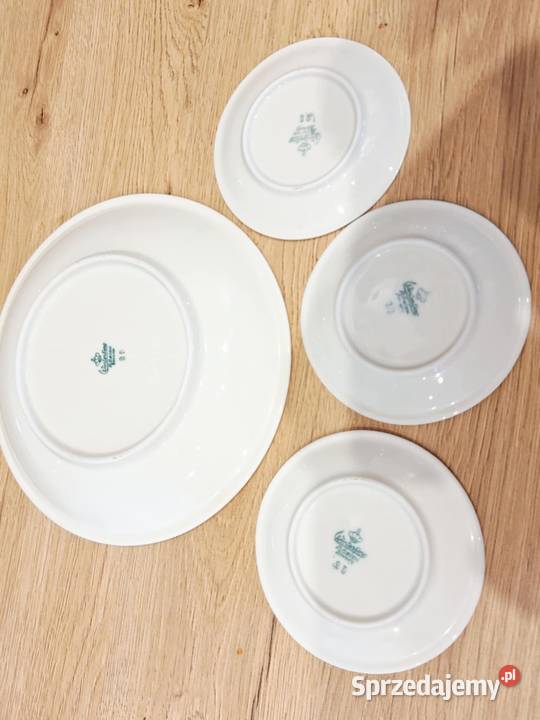 Zestaw porcelana talerzykow do deseru sprzedam