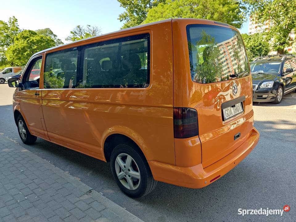 Long VW T5 r2007 poj 19tdi 9osob3 rzędy siedzeń wspomaganie kierownicy Elbląg sprzedam