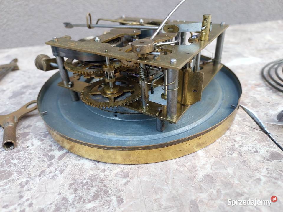 169 Zestaw mechanizm starego zegara ściennego Antyki Tczew