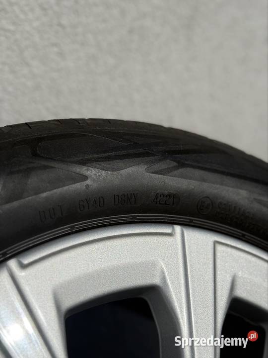 Felgi z oponami BMW R17 5112 Wrocław sprzedam
