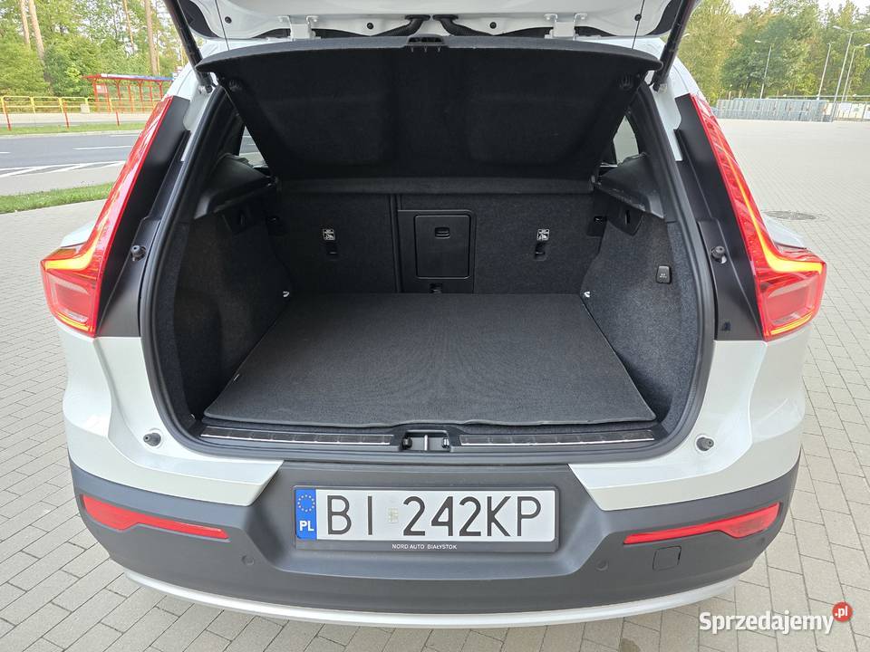 VOLVO XC40 2024 LIFT 20 250 30000 B5 AWD Rok produkcji 2024 XC 40 podlaskie Białystok