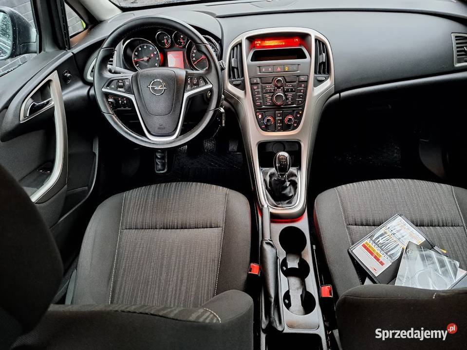 Opel Astra J 14 Turbo 120 2011r Goczałkowice-Zdrój
