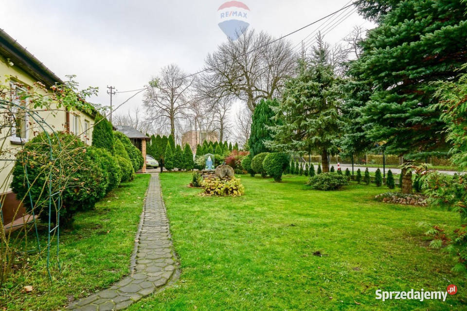 Hotel pracowniczy i sklep Guzów gm Wiskitki