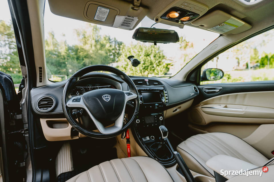 Lancia Delta 19 Twin Turbo 190hp 2009 Poltrona autoalarm Kartuzy