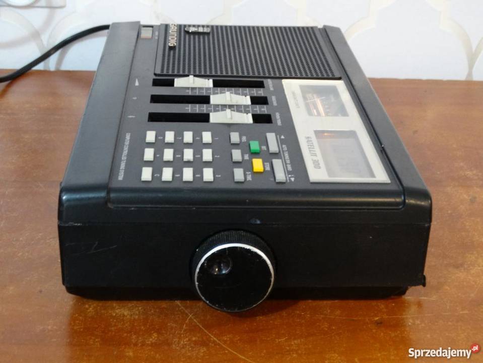 Grundig Satellit 300 radio globalne sprawne Jasło