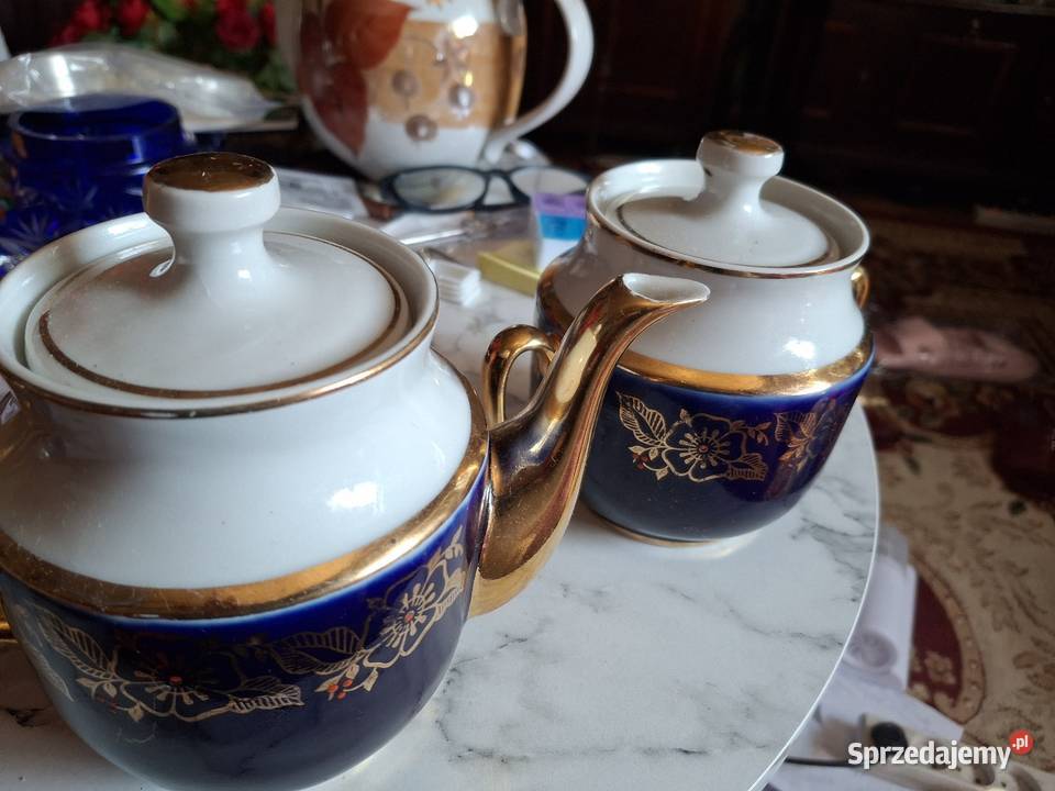 Dzbnek I cukiernica porcelana Kobalt biel i Warszawa