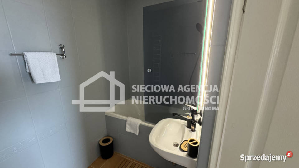 sprzedaży mieszkania Gdynia 686m2 68.6m2 Sprzedaż