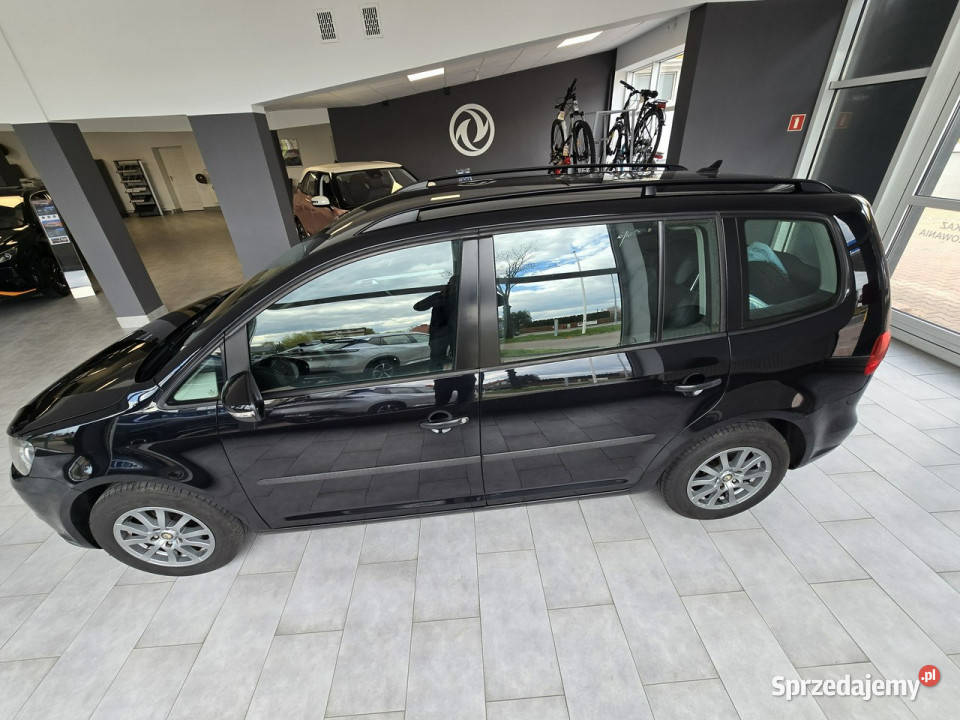 Volkswagen Touran 16TDI 105 Grzane fotel Stan II serwisowany w ASO Samochody osobowe małopolskie Tarnów