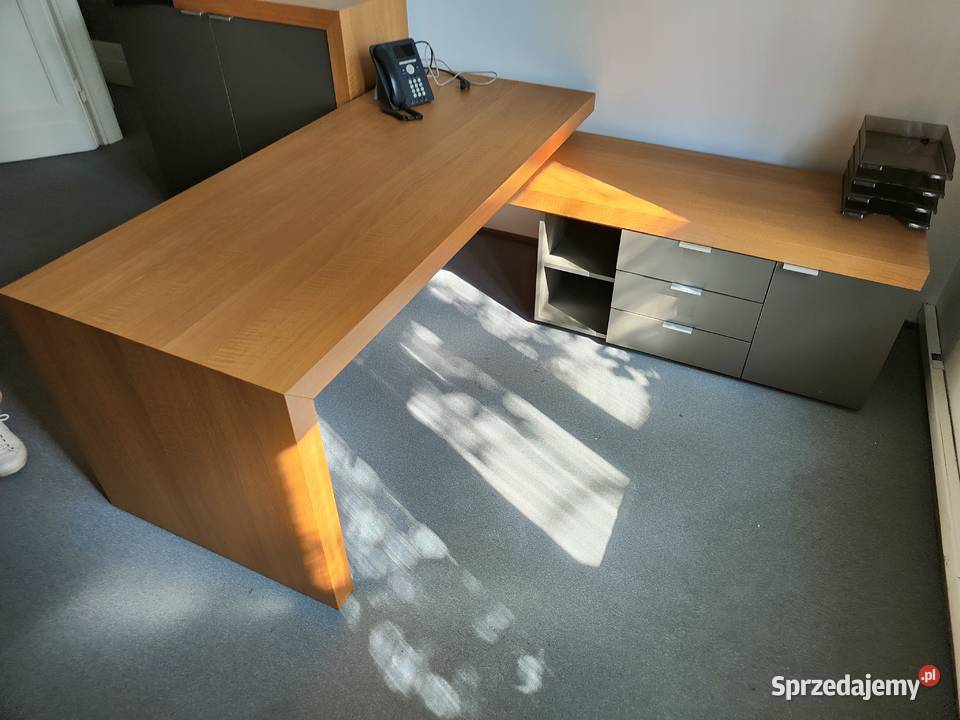 zestaw fornirowanych mebli biurowych dębowe małopolskie Węgrzce Wielkie