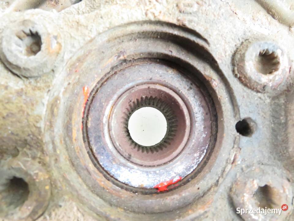 PIASTA PRAWY PRZÓD SKODA OCTAVIA II 20 RS