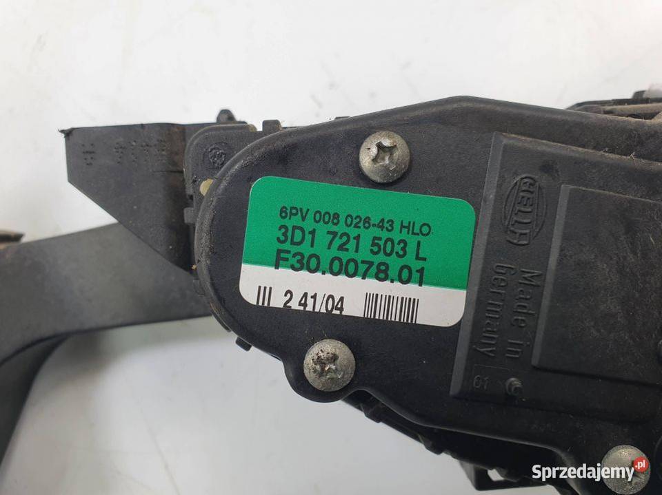 PEDAŁ VOLKSWAGEN PHAETON 3D1721503L Lipno