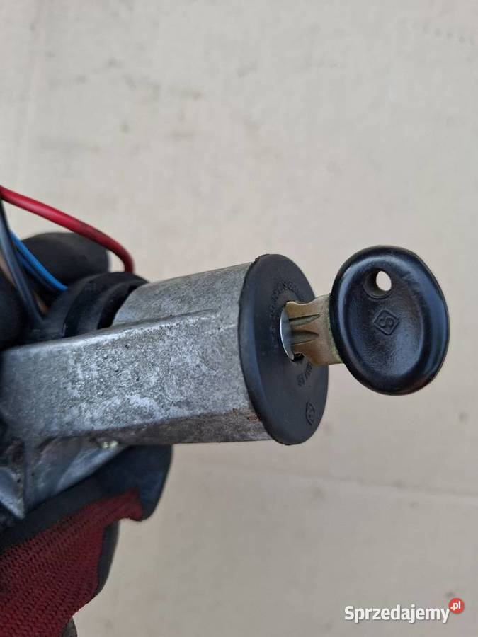 Stacyjka kostka stacyjki 4 piny Fiat 126p Maluch osobowe Strzelce Opolskie