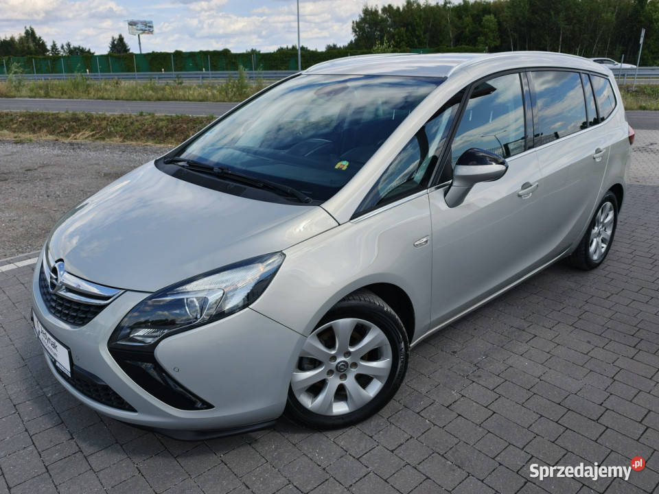 Opel Zafira C 2011