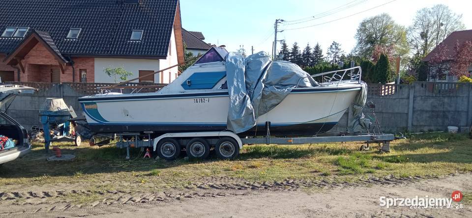 Jacht motorowy Kórnik