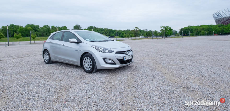 Zadbany Hyundai i30 z najlepszym silnikiem 16 Warszawa sprzedam