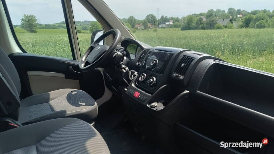 Sprzedam zadbany samochód dostawczy 131KM Peugeot Radomsko