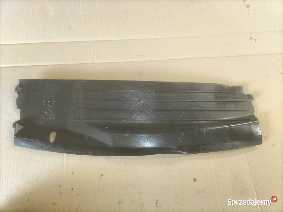 Prowadnica powietrza dolna chłodnic BMW E65 E66 Elementy wygłuszające Poręba