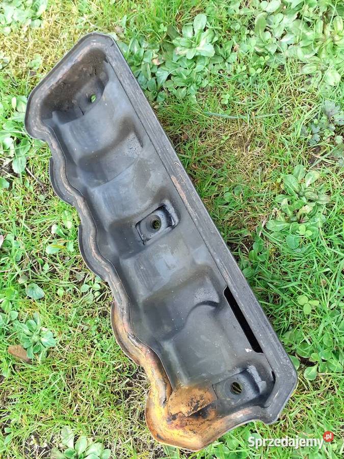 Pokrywa zaworów Volkswagen Passat 110 z korkiem osobowe