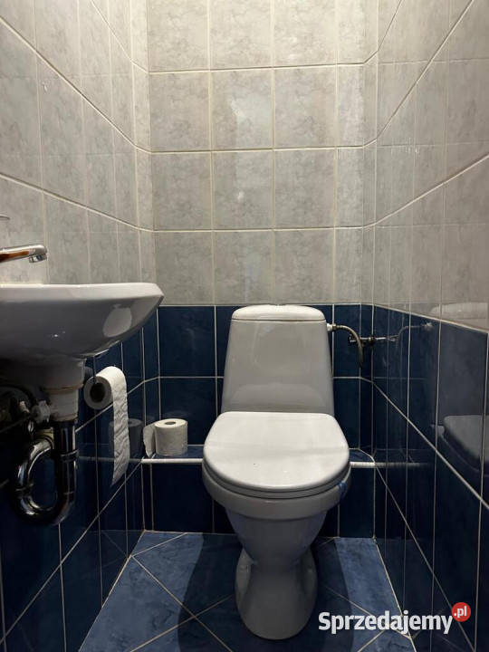 Na sprzedaż mieszkanie 675 m2 do odświeżenia Mieszkania łódzkie Piotrków Trybunalski