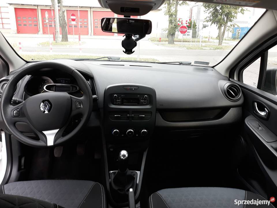 Renault Clio IV 1.5 dCi podgrzew foteli dwa komplety opon