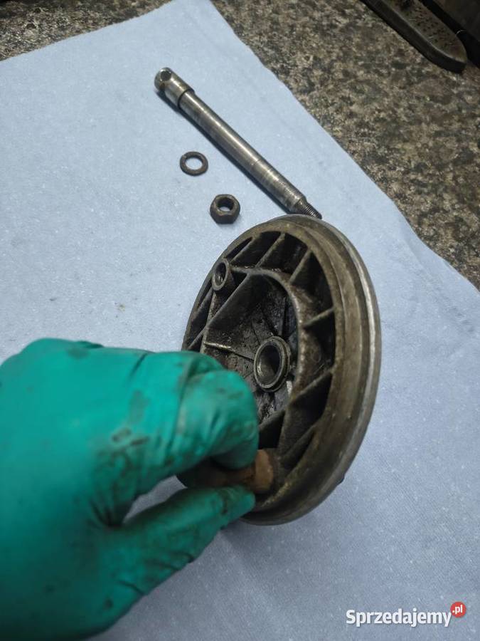 Szczękotrzymacz ośka koła przód WSK 125 Rzeszów