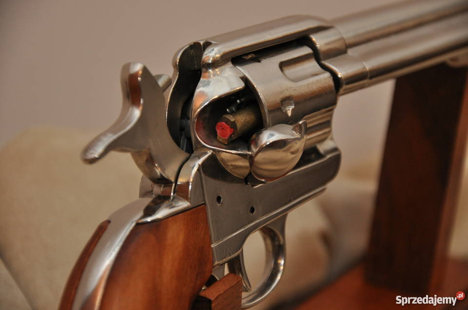 Replika broni rewolwer kawalerii Colt 1876r Środa Wielkopolska