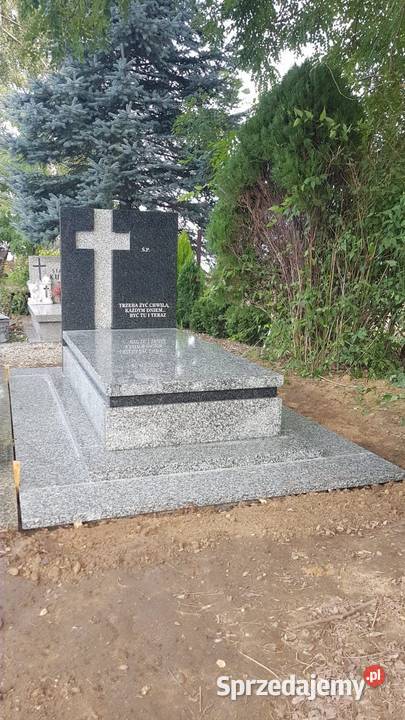 Nagrobek strzegomski impala z posadzką 1946 dolnośląskie Świdnica