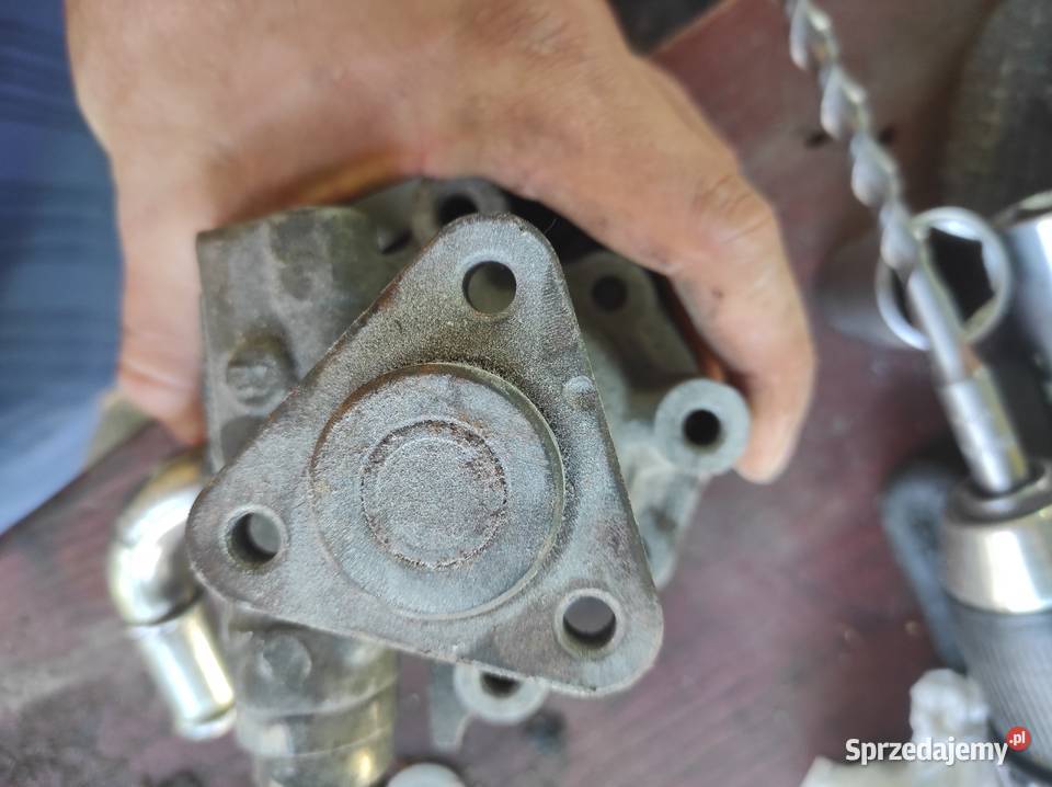 Pompa wspomagania audi a4 B5 18T Mszadla Stara