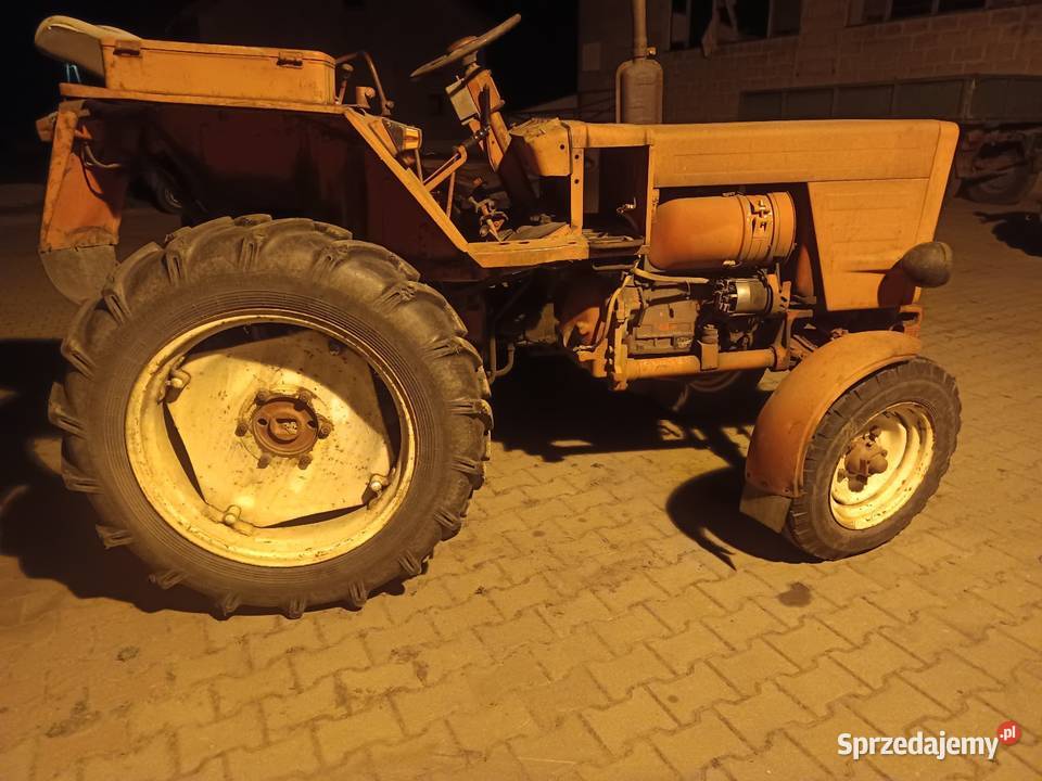 Ciągnik rolniczy Wladimirec T25 łódzkie Kutno sprzedam