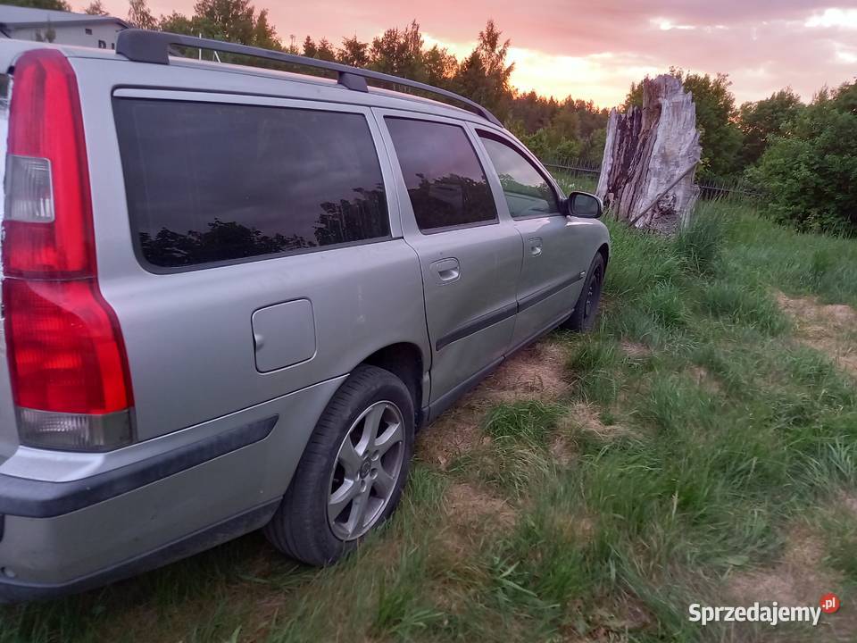 Volvo v70 24 benzyna turbo napęd na cztery koła Gdynia