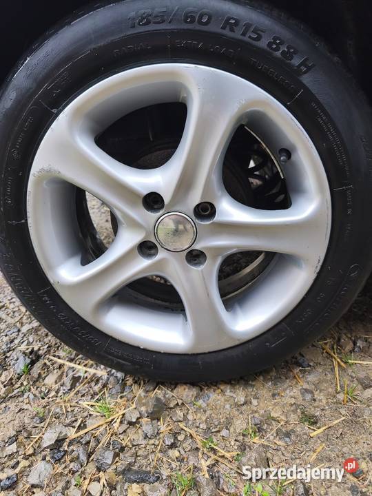 Alufelgi 15 4x100 Renault Clio 3 aluminiowe Huta Turobińska