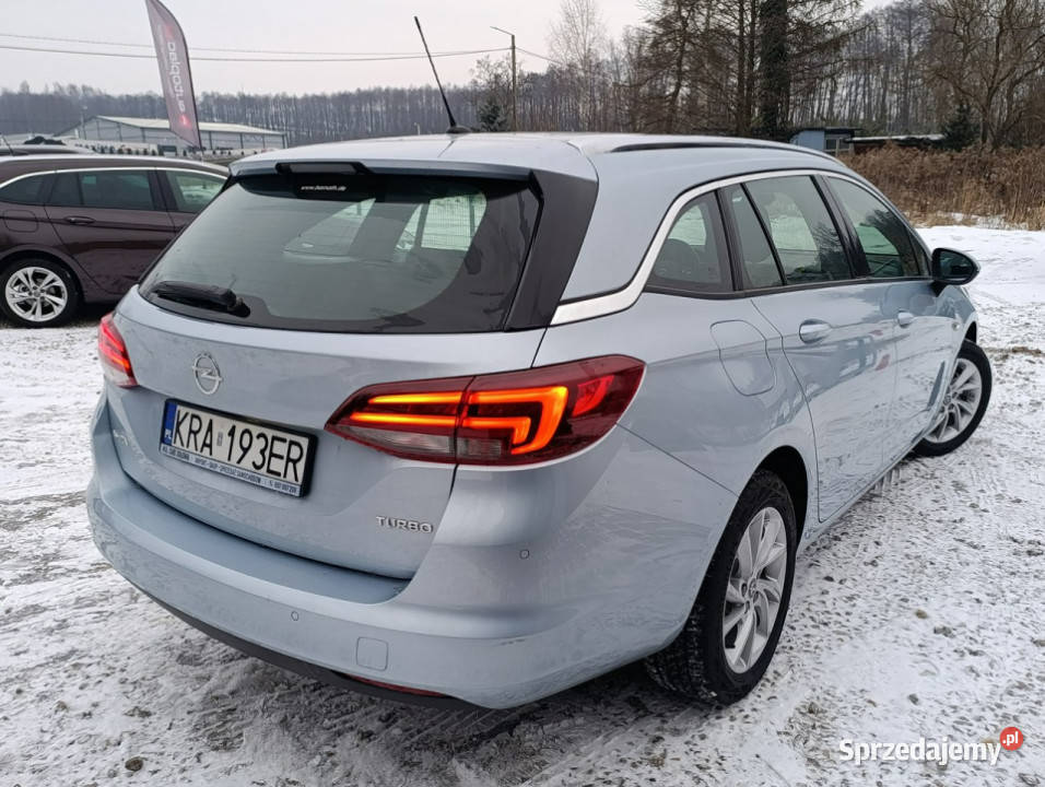 Opel Astra Astra Sports Tourer Bezwypadkowa mały klimatyzacja Astra Dulowa