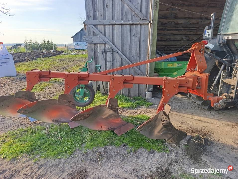 Pług 4 Agromasz Budry