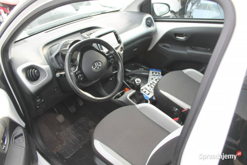 Toyota Aygo II 2014 93559km Motoryzacja wielkopolskie Ostrów Wielkopolski