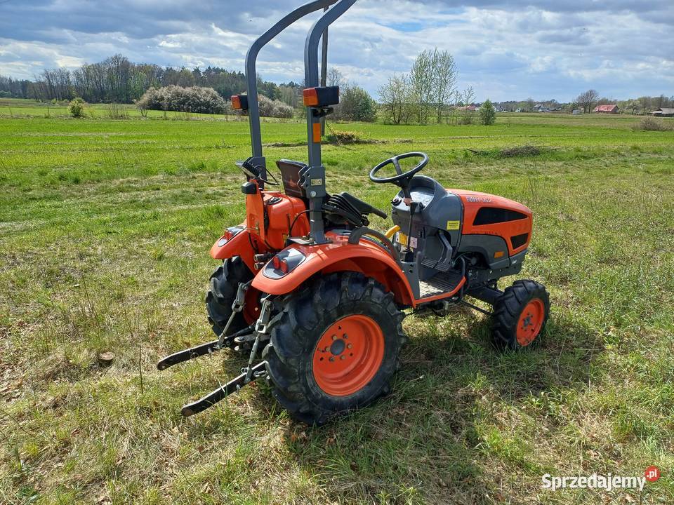 ciągnik traktor traktorek ogrodowy kioti ck22