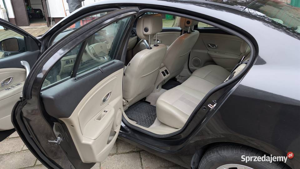 Renault Fluence 16 16V 2010 Privilege Euro5 światła przeciwmgielne Marki