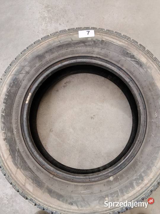 Opony Pirelli 19575 R 16C Leszno sprzedam