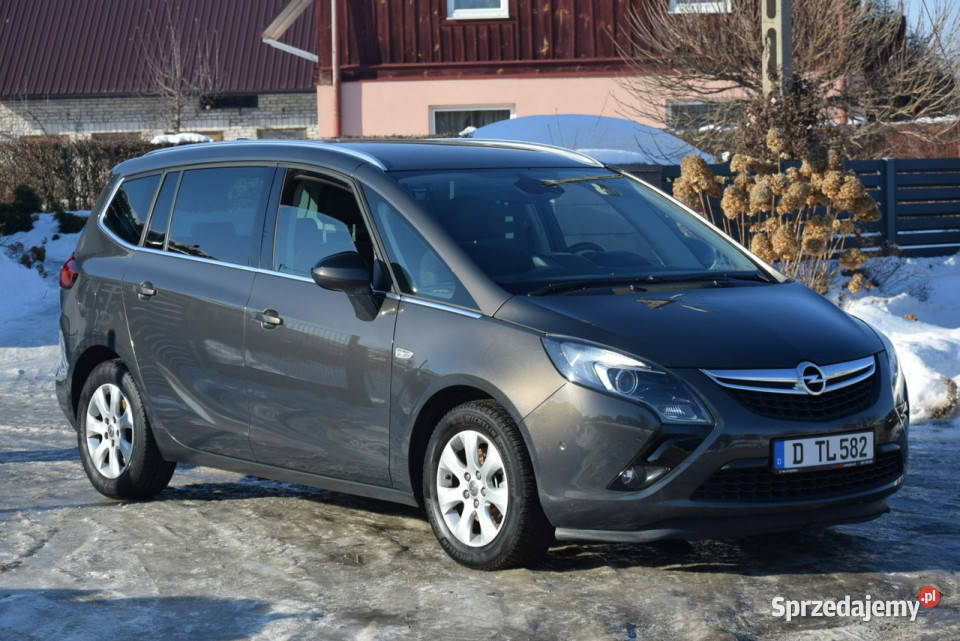Opel Zafira 14TB 2016r Navi Kamera Klimatronik benzyna Majdan Sieniawski